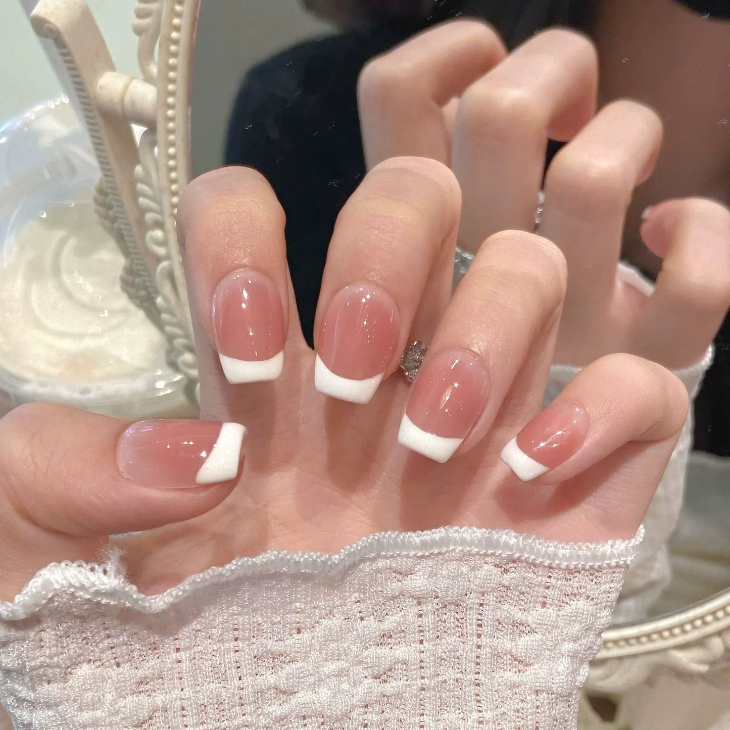 10Pcs White French Handmade Press on Nails Flower Pattern Fake Nails Wearable Stick-on Nails False Nail 네일팁 Накладные Ногти Uñas.