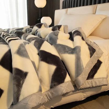 Double-deck Thickening Blanket Winter Dormitory Siesta Plush Fur Quilt Keep Warm Soft Comfortable Coral Fleece Sheet Bed Cover