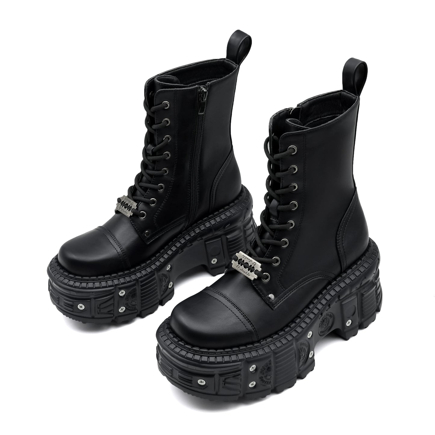 2025 New Punk Women Platform Ankle Boots Female's Rock Round Toe Lace Up Fashion Retro Chunky Shoes Metal Decor Short Boots.