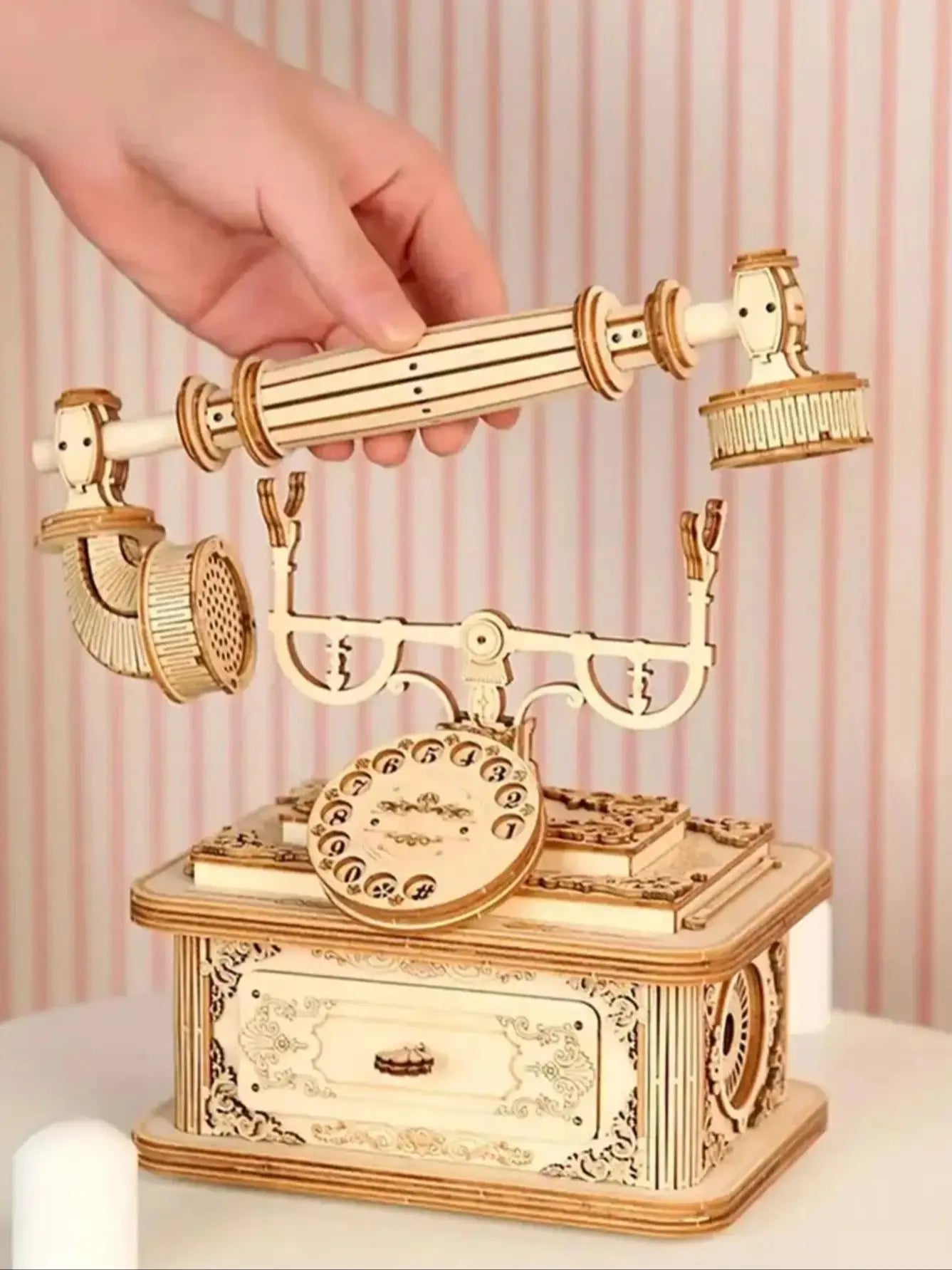 Creative Retro Telephone 3D Wooden Puzzle for Adults Tabletop Model Kits Decoration and Gift for Christmas Birthday.