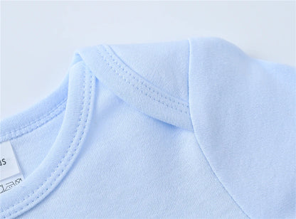 2025 solide weiße Babykleidung Kurzarm Baumwolle Baby Mädchen Jungen Body Neugeborenen Körper Bebe 0-24 Monate Säuglingsoverall