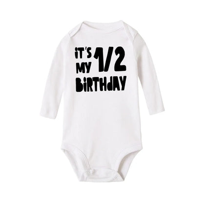 Baby Body Es Ist Mein Halb Geburtstag Briefe Drucken Weiß Kind 1/2 Geburtstag Party Outfit Kleidung Baby Infant Dusche Tragen geschenke.