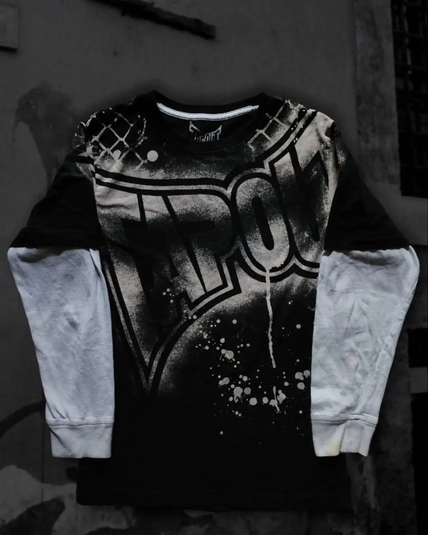 Y2K Oversized Long Sleeve Tapout T-Shirt Hip Hop Gothic Streetwear Unisex Couple Tee Summer Casual Fashion Round Neck Loose Fit.