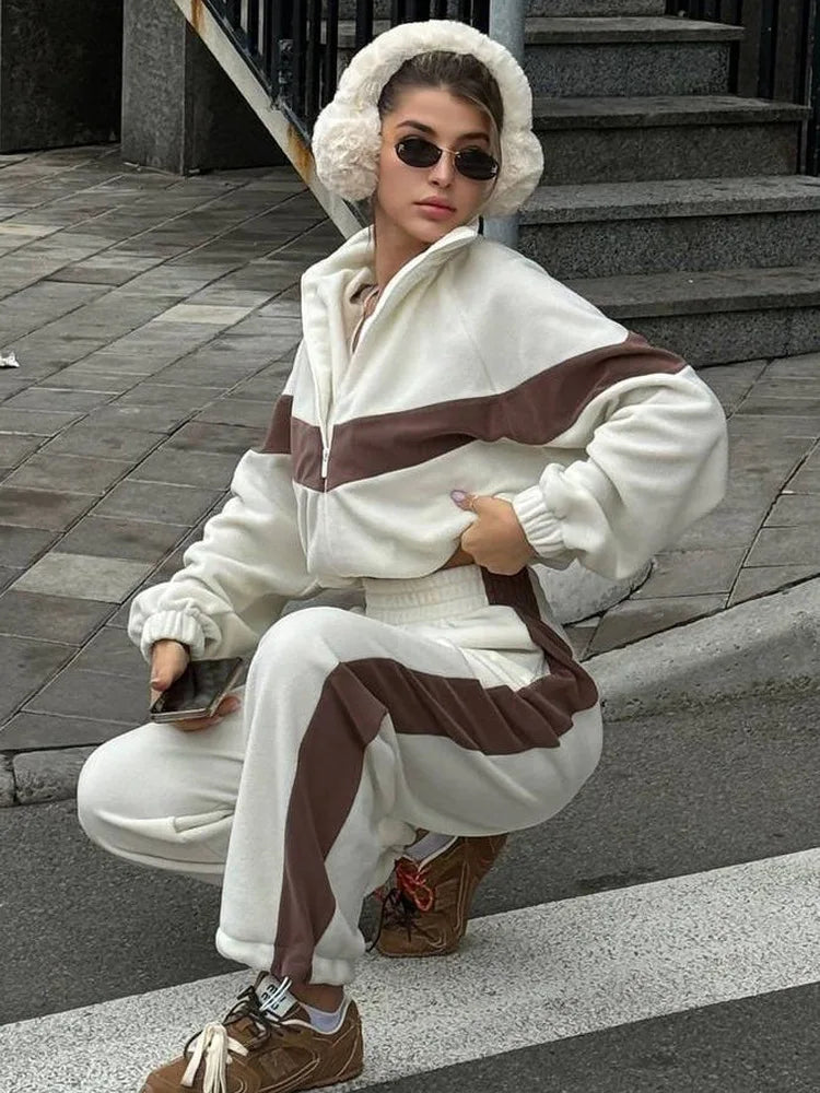 Women's Ready Zip Front Set Street Style Lightweight Hoodie & Pants Two Piece Sports Casual Fashion Loose Outdoor Outfit.