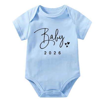 Baby-Ankündigung, bald, 2026, Strampler für Neugeborene, Sommer, Jungen- und Mädchen-Body, Körper, Schwangerschafts-Enthüllung, Kleidung, Säuglingsoverall.