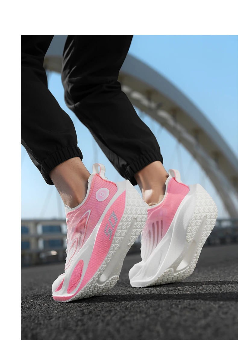 Men's Sports Shoes Cushioning Non-Slip Flat Wear Resistant Sneakers Mesh Breathable Platform Soft Running Shoes for Man