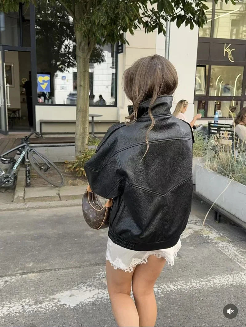 ETJ 2025 neue Damenmode, lockere Version der Stehkragen-Kunstlederjacke, Streetstyle, coole, hübsche Lederjacke