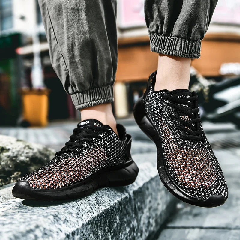 Summer Mesh Men Casual Shoes Comfortable Mens Walking Sneakers Breathable Hollow Man Running Shoes Lightweight Sport Shoes.