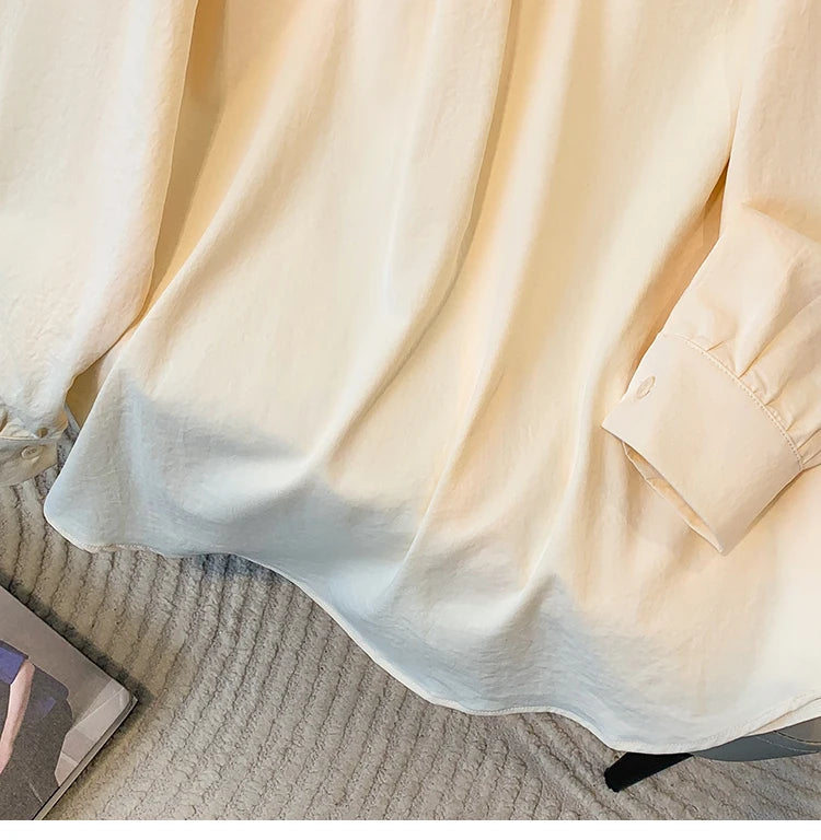 Plus Size Women's Blouses 2025 Spring Autumn Simple Lady Shirts Long Sleeve Big Pockets Shirt Loose Casual Tops.