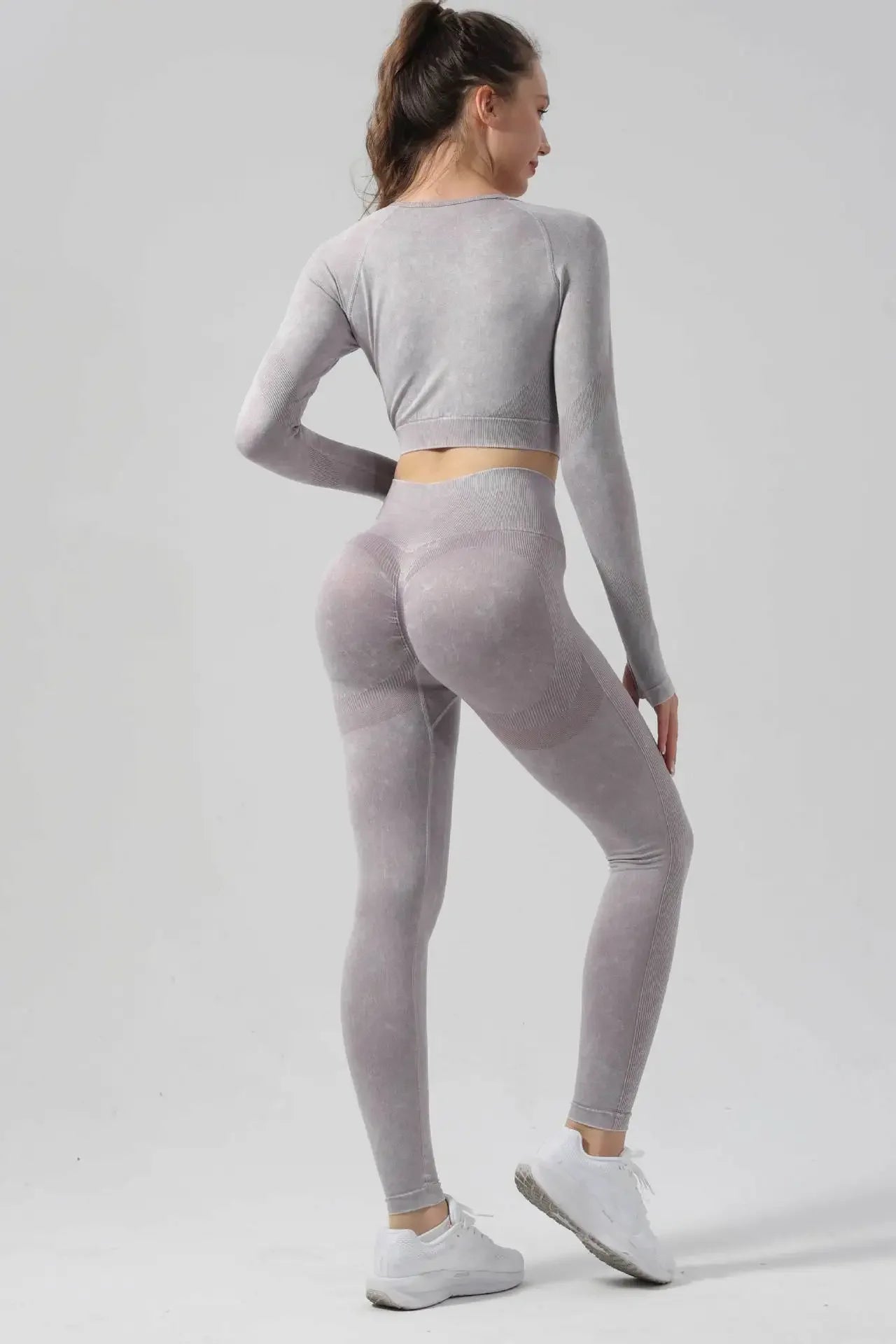 High Waist Yoga Pants Sand Washed Seamless Peach Butt Fitness Sportswear Tight Long Trousers for Women Autumn Season.