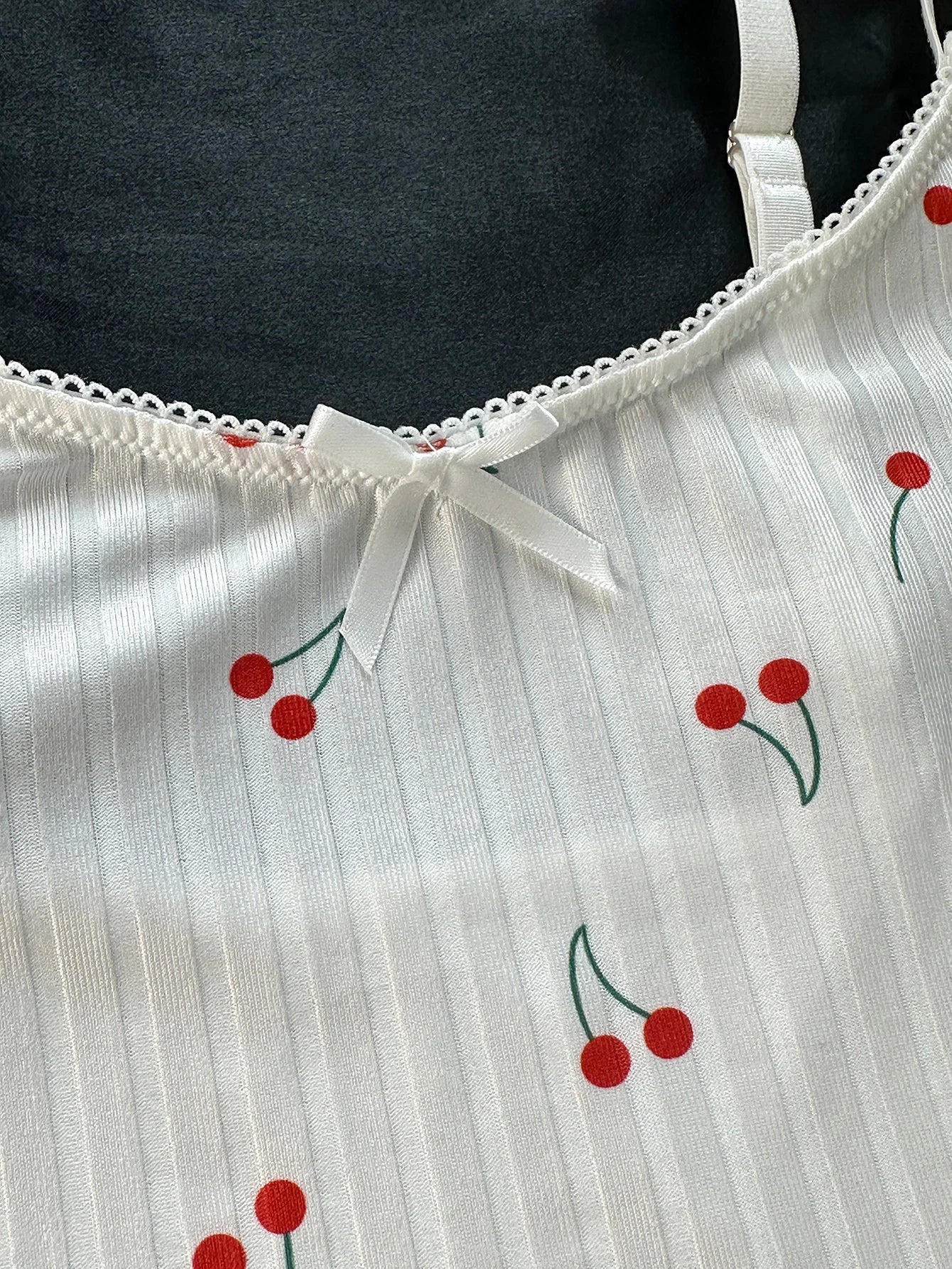 Niedliche Homewear-Unterwäsche für Mädchen, dünn, lässig, Nacht-Nachtwäsche, Nachtwäsche, Oberteil und Höschen-Set.