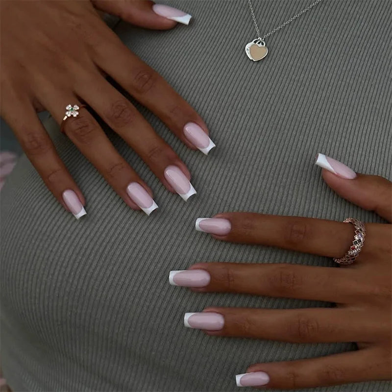 24Pcs Minimalist Short Square False Nail Solid White Color Press on Nails Wearable Reusable Fake Nails Tips for Women Girls 2025