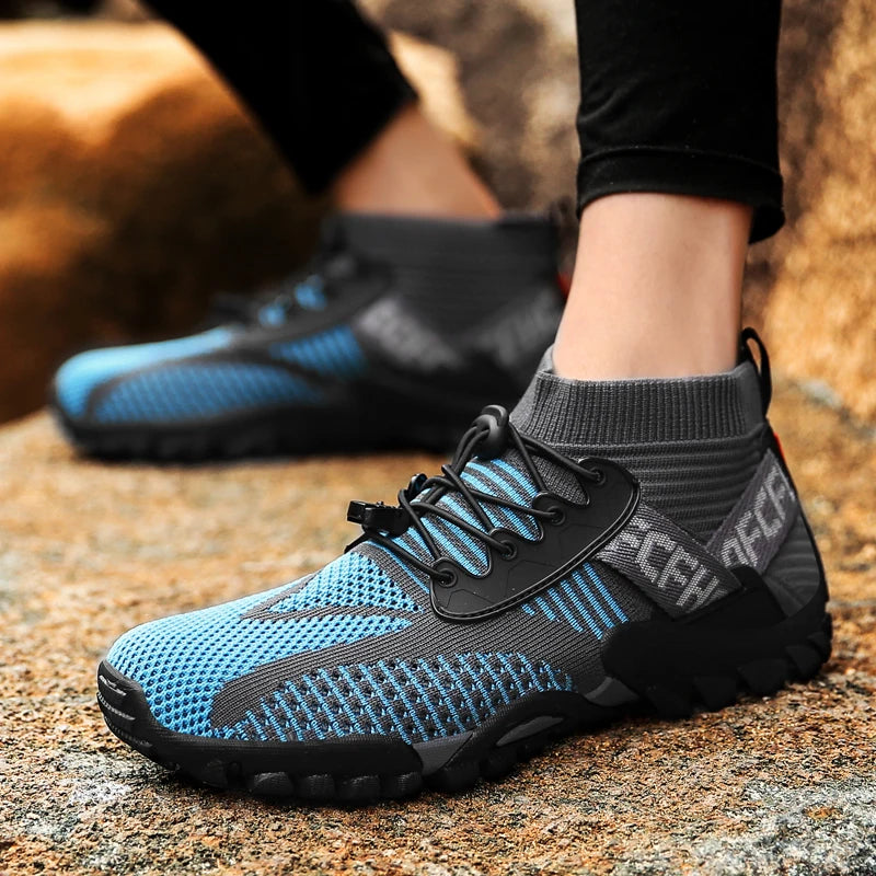 Summer Men's Casual Shoes Mesh Breathable Men's Sneakers Outdoor Slip-On Men's Shoes Lightweight Men's Wading Shoes Hot Sale