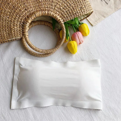 Women Seamless Strapless Bandeau Bra with Removable Pads – Basic One-Piece Tube Top Underwear.