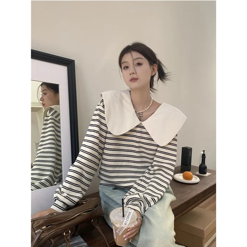 Oversized New Women Clothing Korean Patchwork Peter Pan Collar Sweatshirts Female Casual Striped Long Sleeve Loose T-Shirts Tops.
