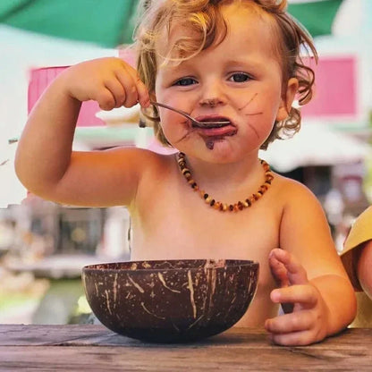 Wholesale Natural Coconut Bowls For Serving Dishes Salad Oatmeal Yogurt Reusable Wooden Coconut Shell Bowl Kitchen Tableware Set.