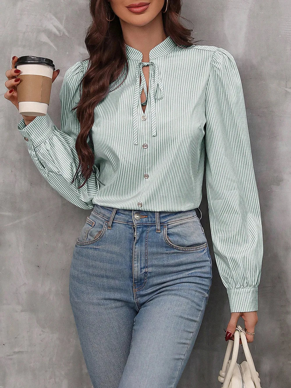 New Fashion Women's Color-coded Striped Casual Trendy Loose Single-breasted Pullover Long Sleeve Shirts Female Clothes T-shirts.