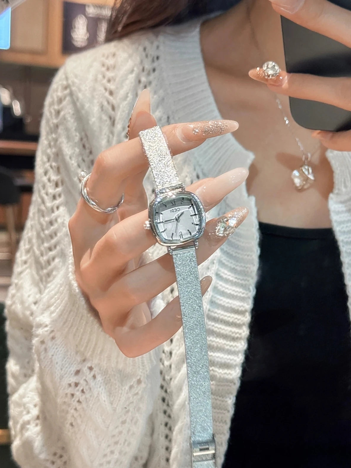 GEDI Golden Watch Light Luxury Quartz Stainless Steel Watch Casual Fashion Dress Temperament Waterproof Women's Wristwatches.