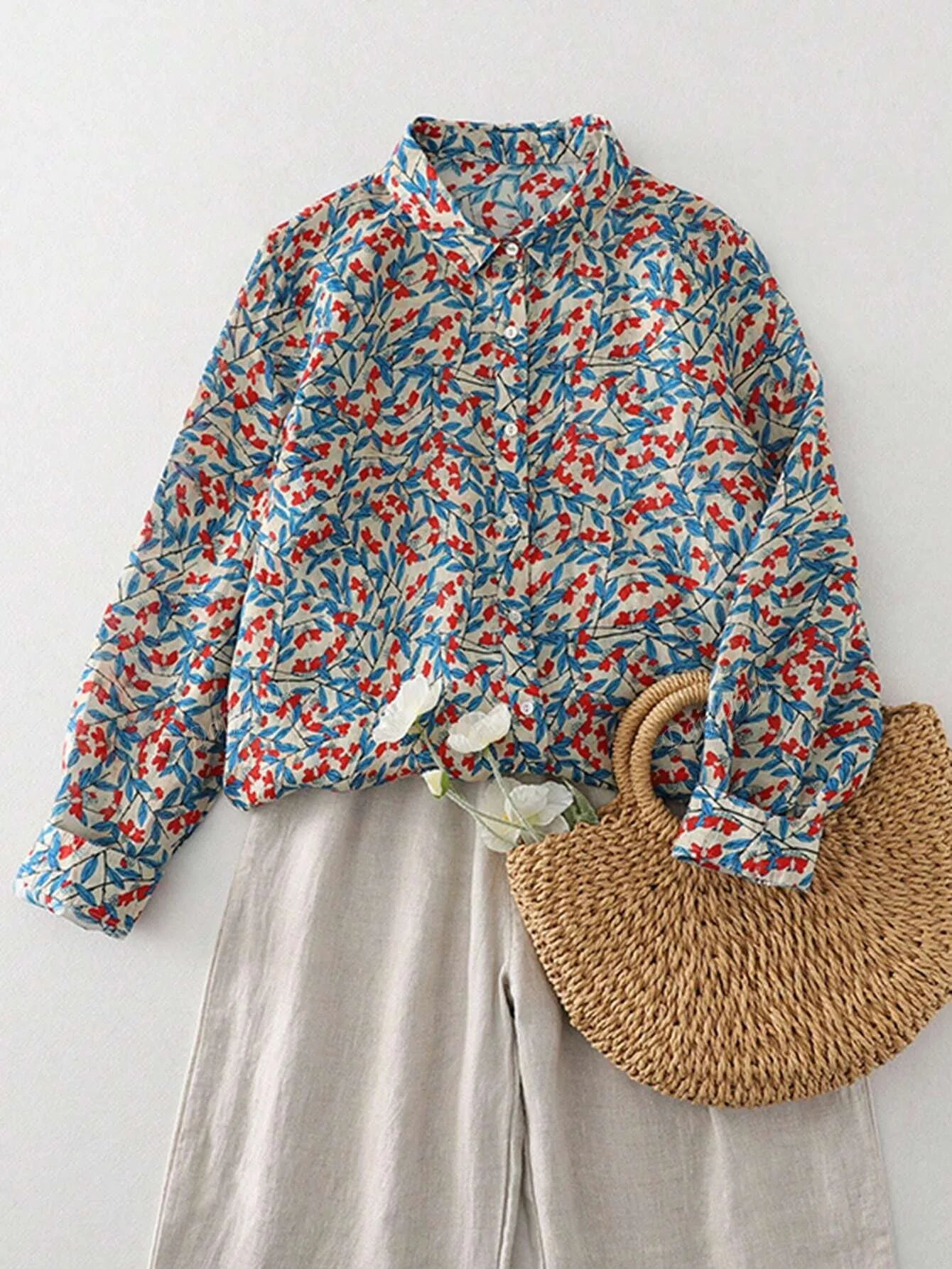 Ladies long sleeve shirt new style floral pattern shirt French style simple daily button casual women's top.