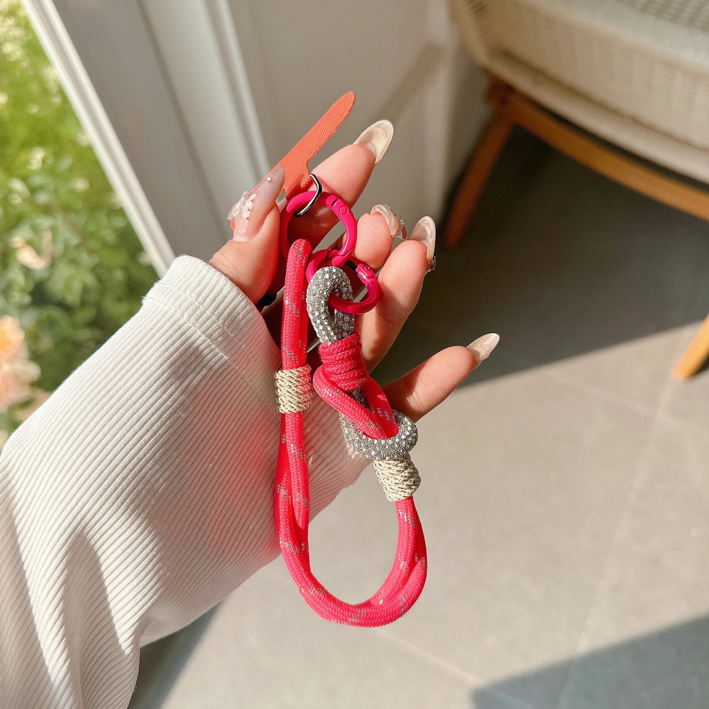 Rhinestone Short Strap Cell Phone Detachable Rope Keychain Braided Mobile Phone Lanyard Hanging Chain Ring Cord Wrist Strap.