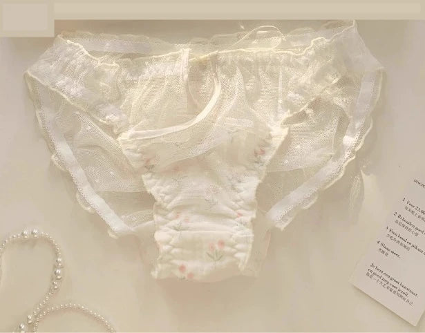 YUQI Kawaii Lace Bralette Set Japanese Floral Mesh Underwear Summer Ultra-Thin Lace-Up Cutout Romantic Bra 2024 New Kawaii set.