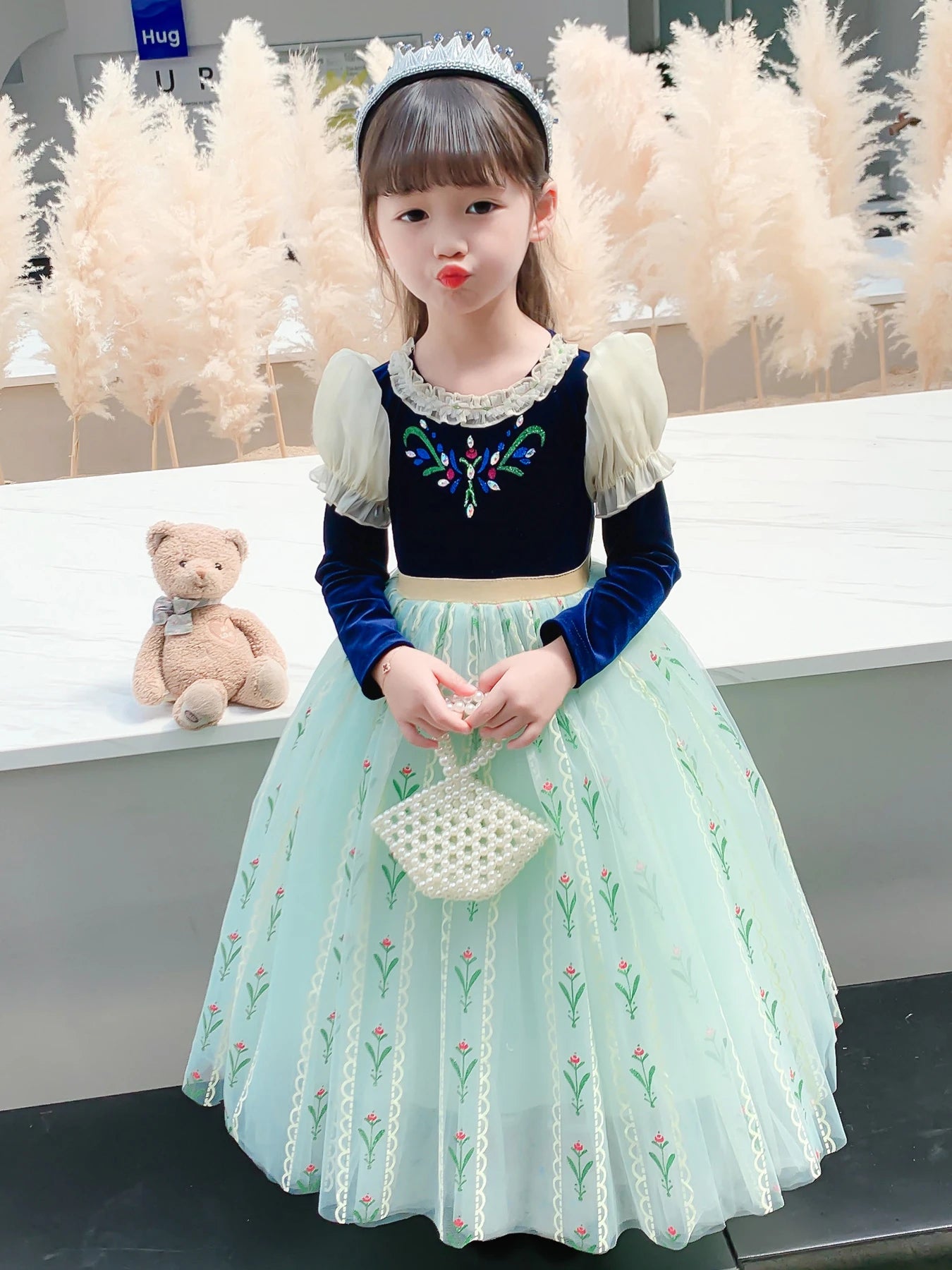 Ärmelloses, bauschiges Prinzessinnenkleid für Mädchen, Blumenstickerei, Schleife, Farbblock, geschichteter Saum, Tüll-Tutu-Kleid, Performance-Kleid, Hochzeit.