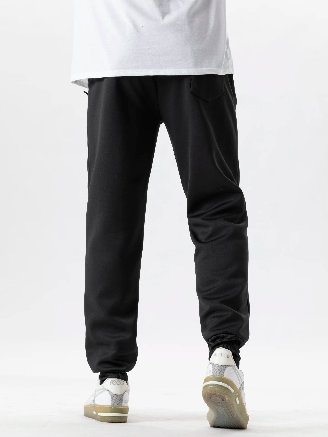 Autumn Winter Thicken Fleece Sweatpants Men Women Loose Casual Trousers Drawstring Warm Outdoor Sports Pants Jogging Pants.