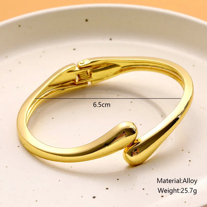 Gold Bangle Bracelets for Women Teens Trendy Chunky Adjustable Twist Cuff Bracelet Jewelry Gifts.