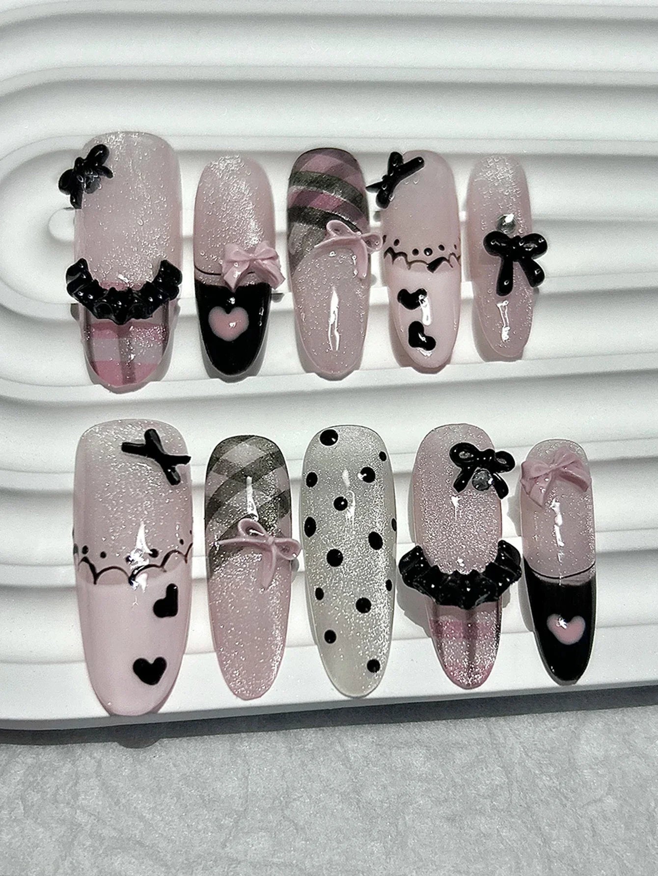 Black Pink Sweet French Almond Handmade Press On Nails Grid Polka Dot Love Skirt Ballet Fake Nails Princess Cute Bow Nail Art.
