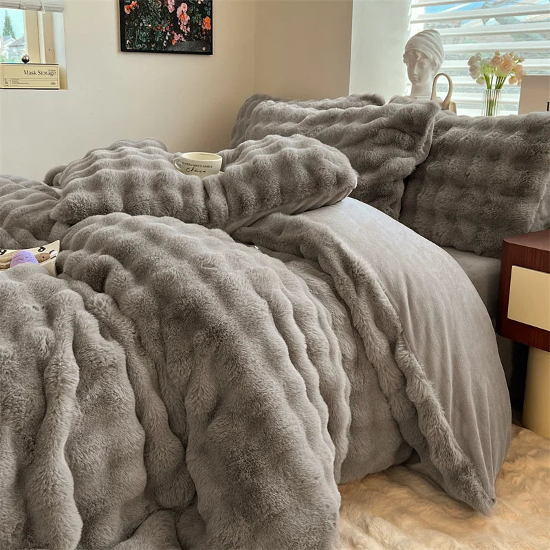 Luxury Faux Rabbit Fur Velvet Fleece Plush Soft Warm Bedding Set Super Comfortable Duvet Cover Set Blanket Bed Sheet Pillowcases