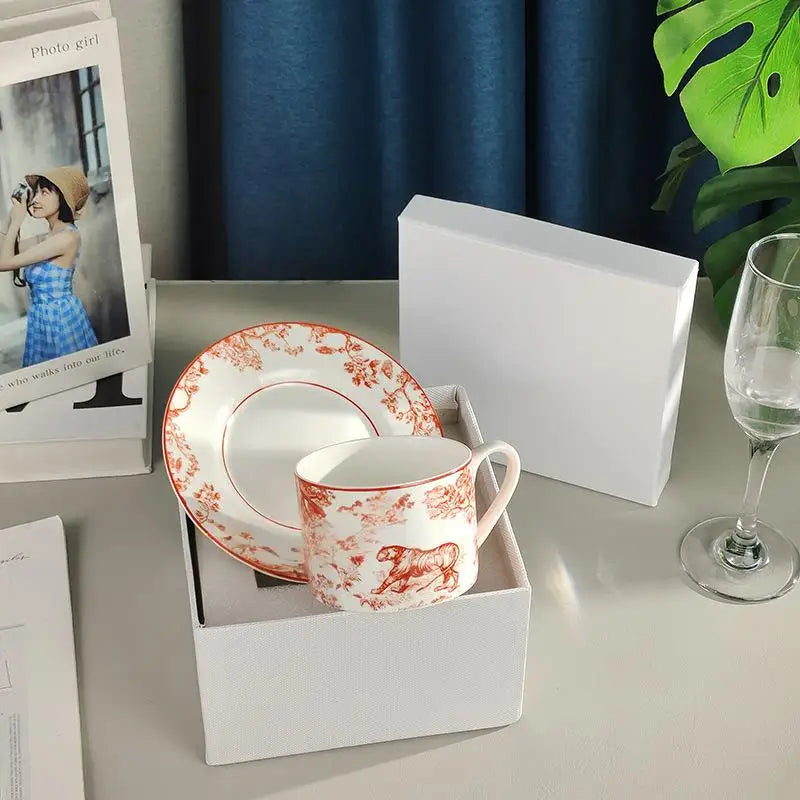 Red, Blue, Gray Tiger Series  Animal Images Bone Porcelain Coffee Cup Plate European Afternoon Tea Cup and Saucer Set Gift Box