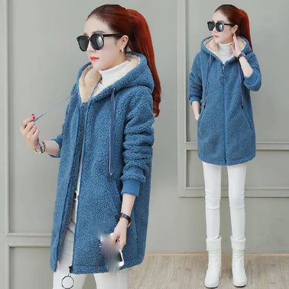 Damen verdickte Fleece-gefütterte mittellange Kapuzenjacke Winter neuer Reißverschluss-Cardigan-Mantel Lässige koreanische Lammwolljacke weiblich.