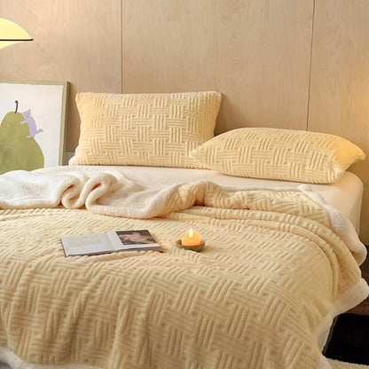 Jacquard Lamb Fleece Only Blanket or Blanket and Pillowcase Sets Soft Warm Milk Velvet Sofa Blanket Queen Autumn Winter Duvets.