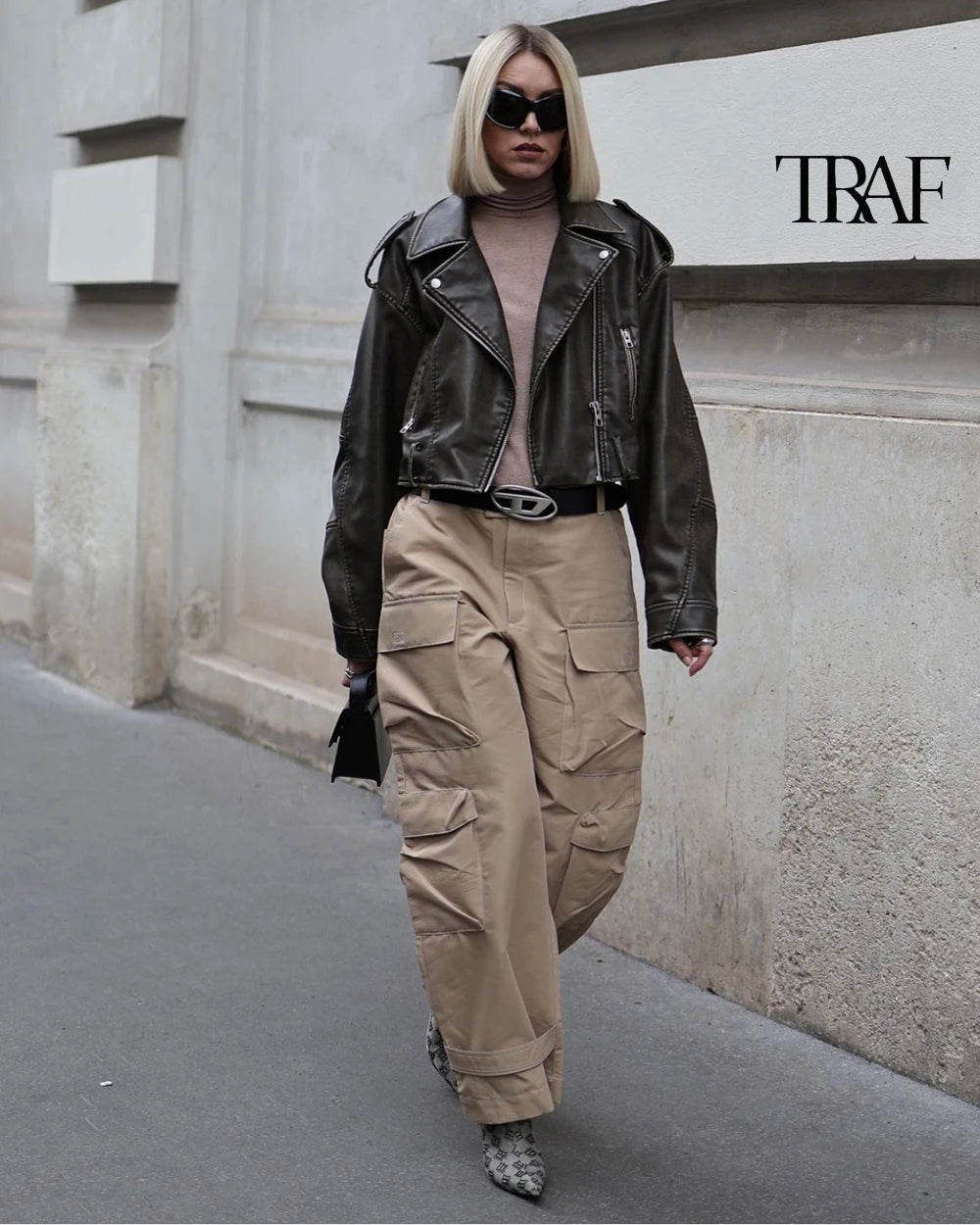 TRAF Damen Vintage lose Lederjacke Gürtel Schulter Abzeichen Zip Revers Jacke Handsome Washed Leder Motorrad Kleidung.