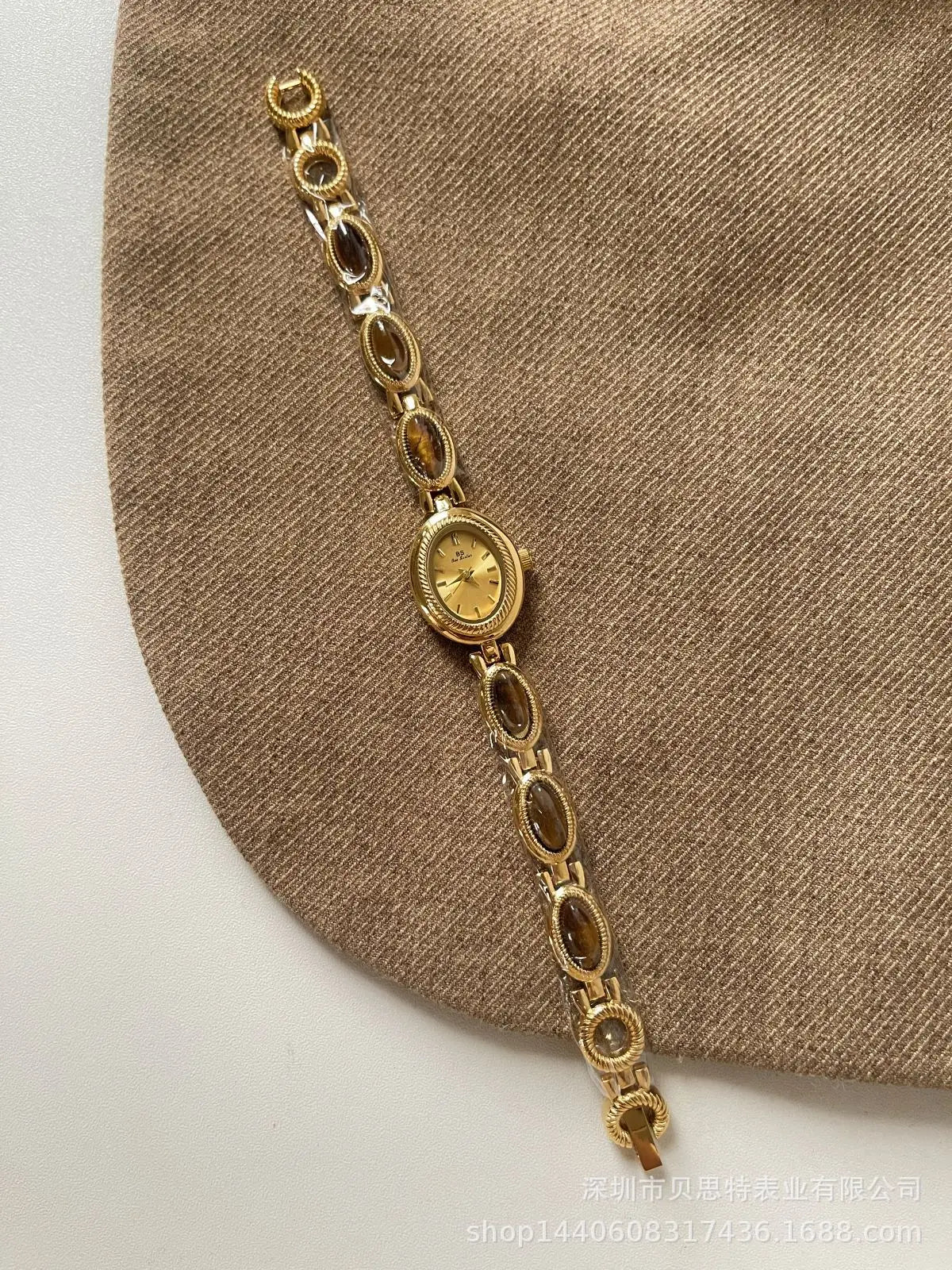 High-end Luxury Watches for Woman Elegant Green Jewelry Jade Quartz Bracelet Wristwatch Gift for Women Lady Fashion Dress Watch.