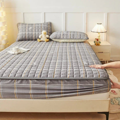 3pcs set Bed Cover Cute Quilted Mattress Cover Soft Skin-friendly Printed Bed Fitted Sheet 1pc mattress cover+2pcs pillowcase