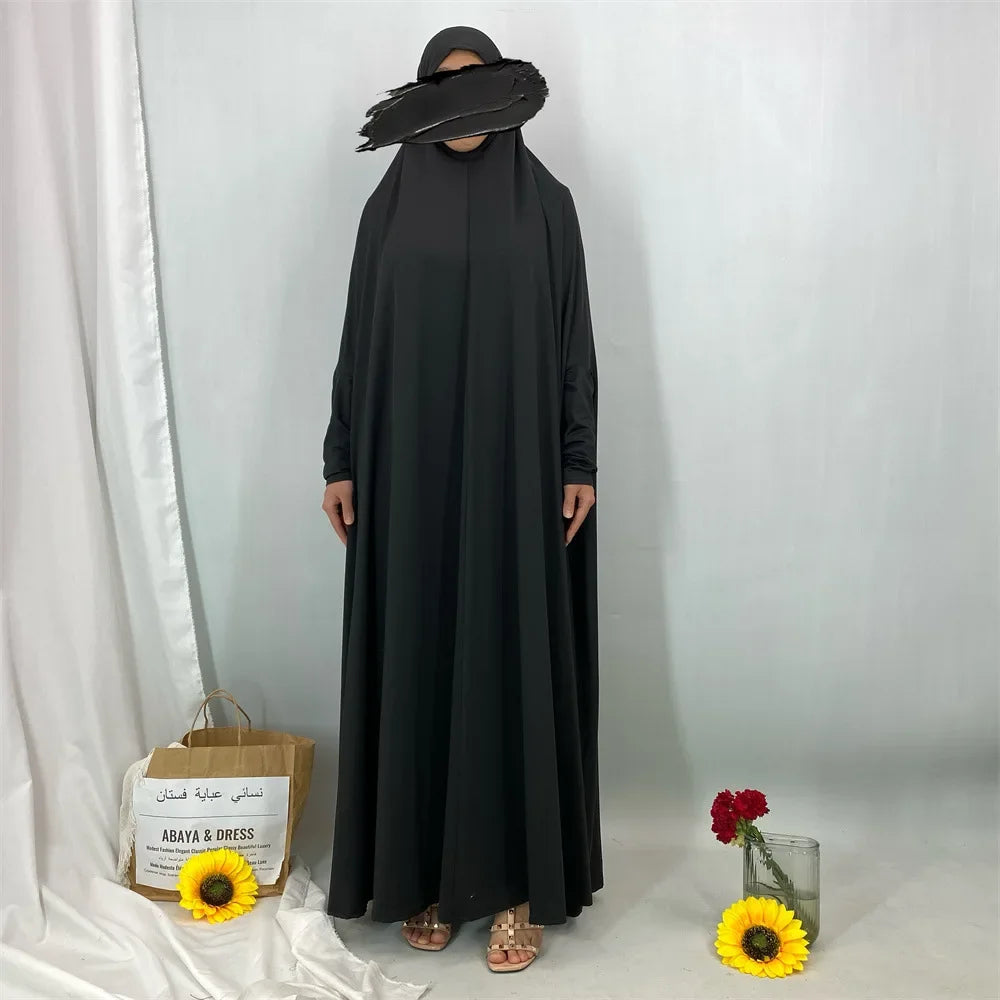 Middle East Muslim Fashionable Hooded Dress Dubai Arab Elegant Robe Elegant Long Shirt for Women with Hood from Mainland China.