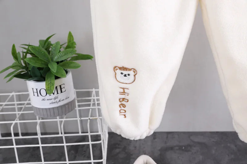 2025new winter girls plush set for boys casual sports two-piece set for baby toddler outdoor clothing sets.