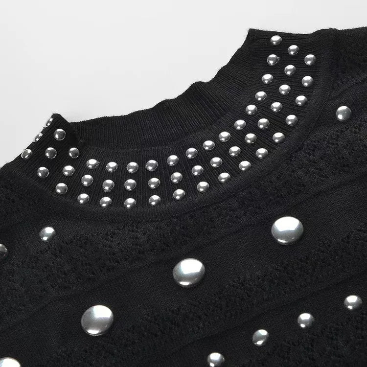 Gestricktes Kleid im europäischen und amerikanischen Design für Damen, Frühling/Sommer, Rundhalsausschnitt, heiße Perlen, einzigartiger, schlankmachender langer Stil.