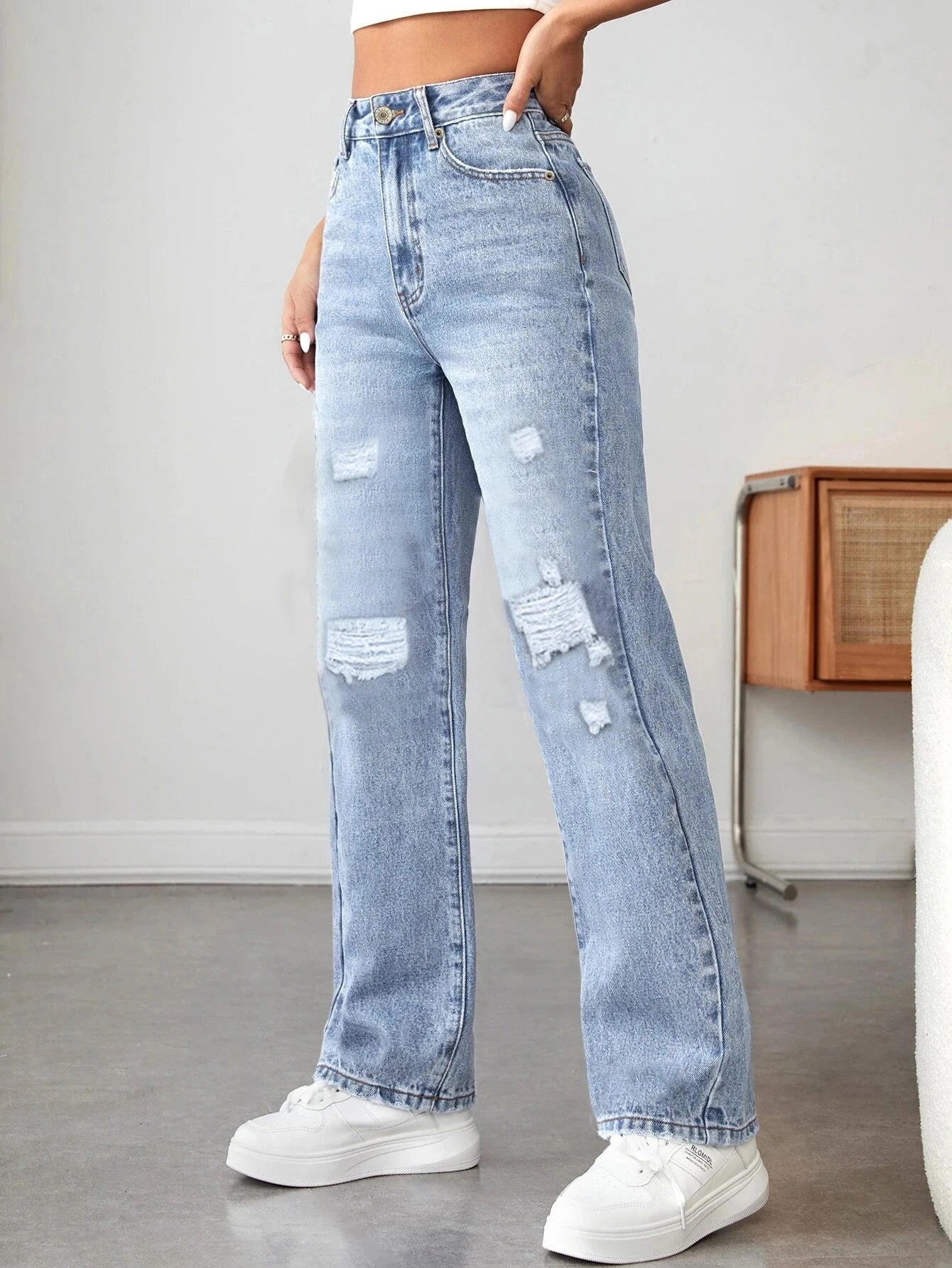 Women's pocket-breaking casual Denim wide-leg pants.
