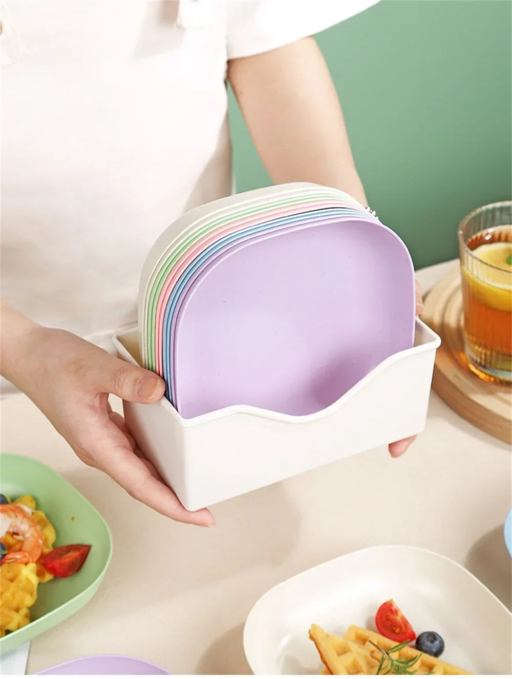 10pcs Multi-function Spit Bone Dish Food Grade Plastic  Round Square Set Dining Table Garbage Plate  Household Snack Fruit Plate.