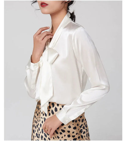 Heavyweight Mulberry Silk Shirt Women's 2025 Spring And Autumn New Long Sleeve Satin Silk Blouse V-neck Bow Ribbon Shirt.