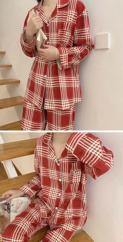 Spring and Autumn New Couples Pajamas Homewear Suit Female Is Christmas Plaid Thin Section Long-Sleeved Simple Leisure Homewear.