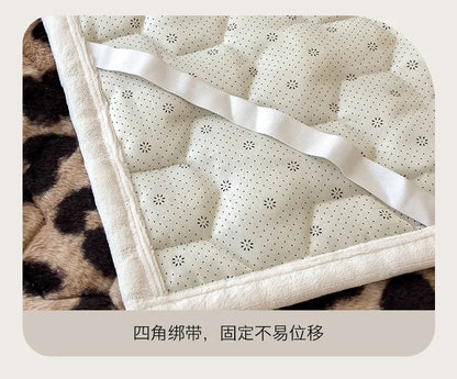 Winter Warm Velvet Mattress Cover Home Dormitory Soft Thick Quilted Bed Sheets Queen Size Bed Cover Fold Tatami Mat Bedspread