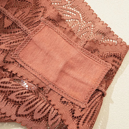 3PCS/Set Women Lace Panties Sexy Low Riase Elastic Brifes Solid Color Perspective Breathable Underwear Ladeis Sexy Lingerie.