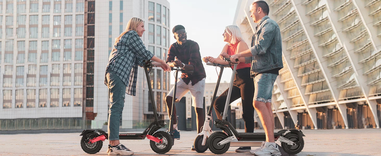 Isinwheel R3 Foldable Adult Electric Scooter E-Scooter 45 km/h Electric Kick Scooter 800W Skateboards 48V 15Ah Kickboard.