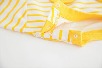 Cartoon gelber Bär gestreifter Body Frühling Herbst weiche Baumwolle Baby kleidung Overall Neugeborene Kleidung K6181-1