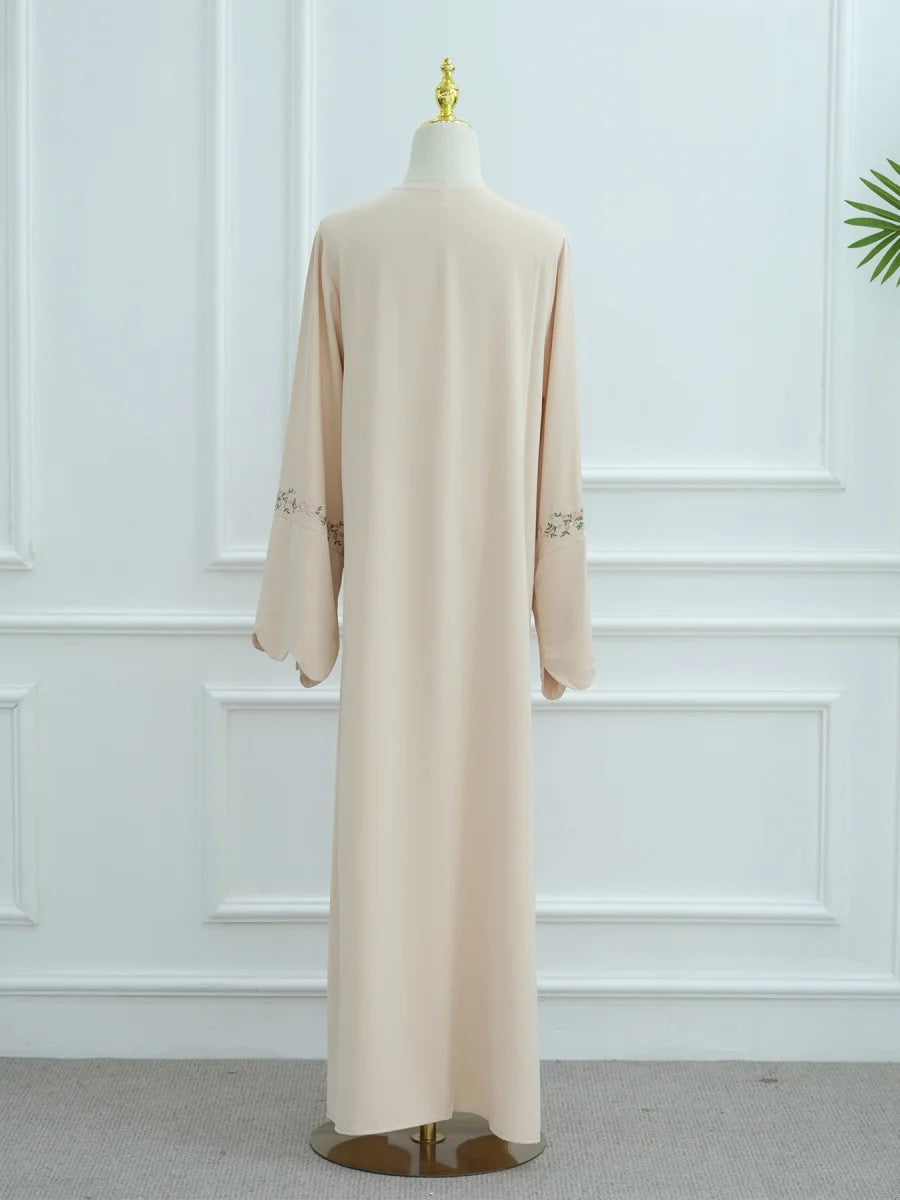 Middle East Women Arabic Dubai Abaya Luxury Kimono Cardigan Floral embroidery Long Dress Modest Robe Femme Islam Clothing Kebaya.