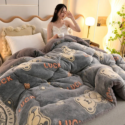 1Pc Snowflake Velvet Skin-Friendly Milk Velvet Quilt Quilt Core Suitable for Bedroom Apartment Winter Thickeneded Warm Comfortable Fashion Print Ins Style 1.5/1.8/2/2.2m Bed.