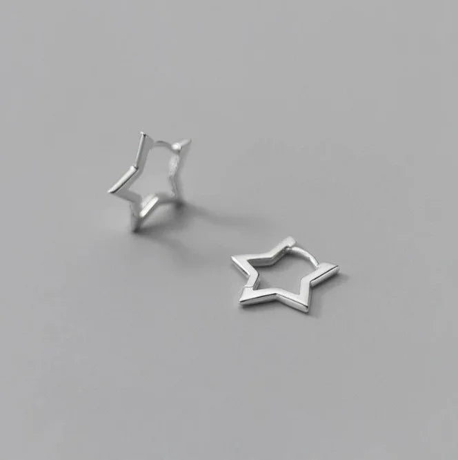 6Pcs/Set Fashion Simple Smooth Star Hoop Earrings for Women European Unisex Piercing Gothic Rock Jewelry Ear Buckles.